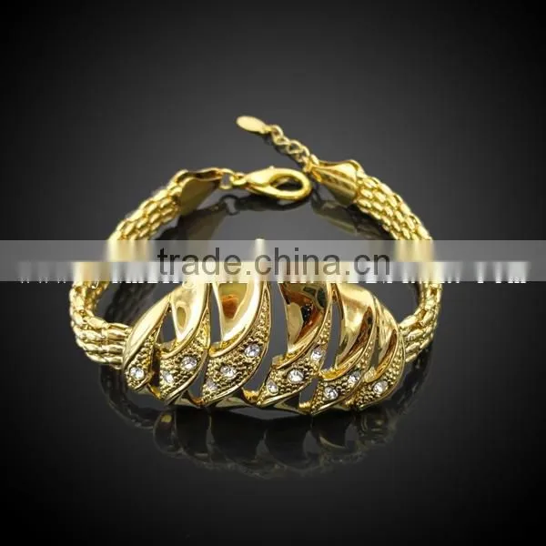 akbar style full gold jewelry set ,Indian gold jewelry set ,ancient style jewelry set