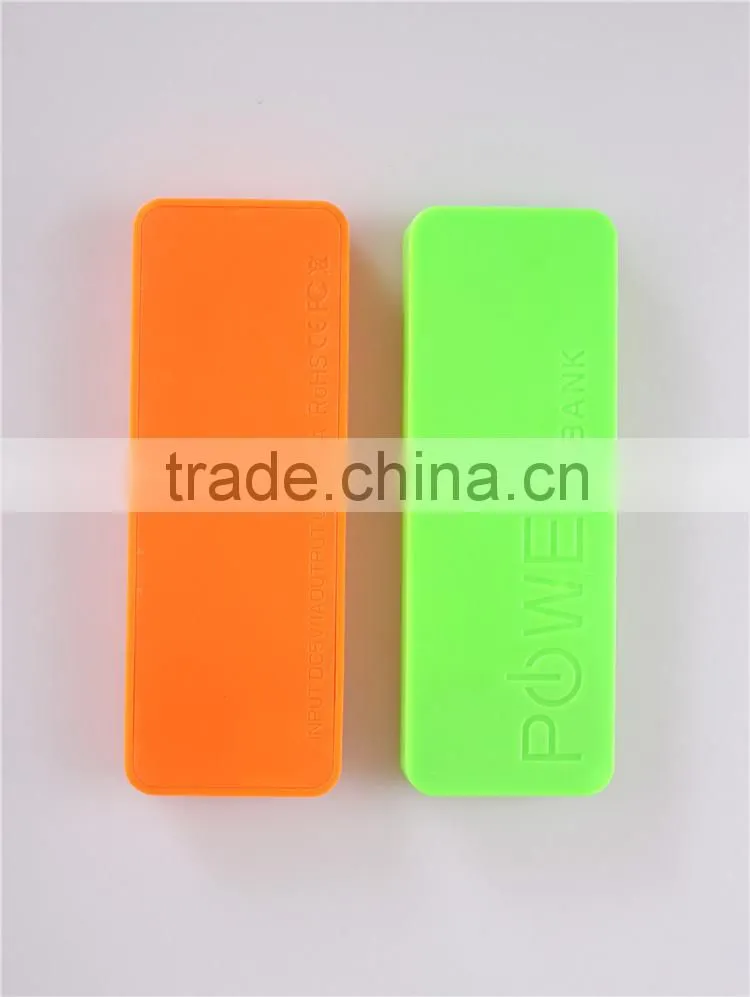colourful plastic 2800mah polymer portable cell power bank
