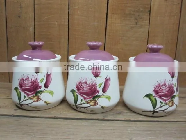 Porcelain sugar bowl and coffer creamer container
