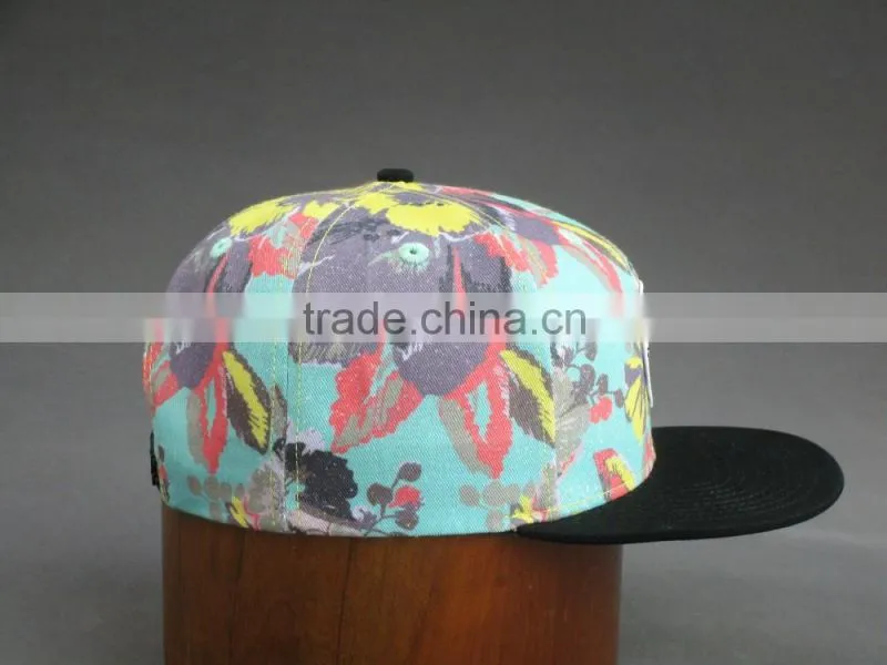 Customer high quality 6- panel snapback hat with woven lable
