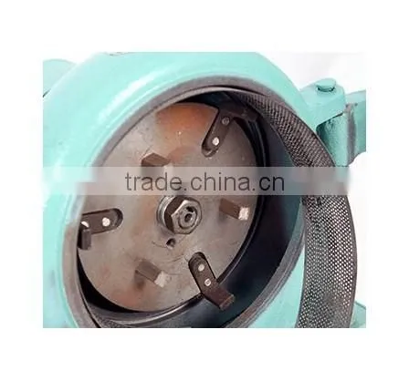 Multifunction Grain Corn Chinese Medicine Mill with Gasoline Motor