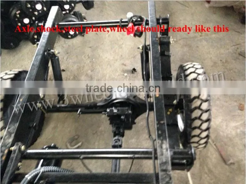 China popular zongshen 250cc enclosed motorcycle/three wheel mini cargo car