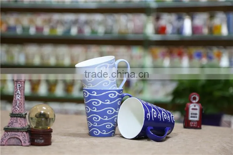 Cheap glow ceramic glaze coffee mugs with spoon