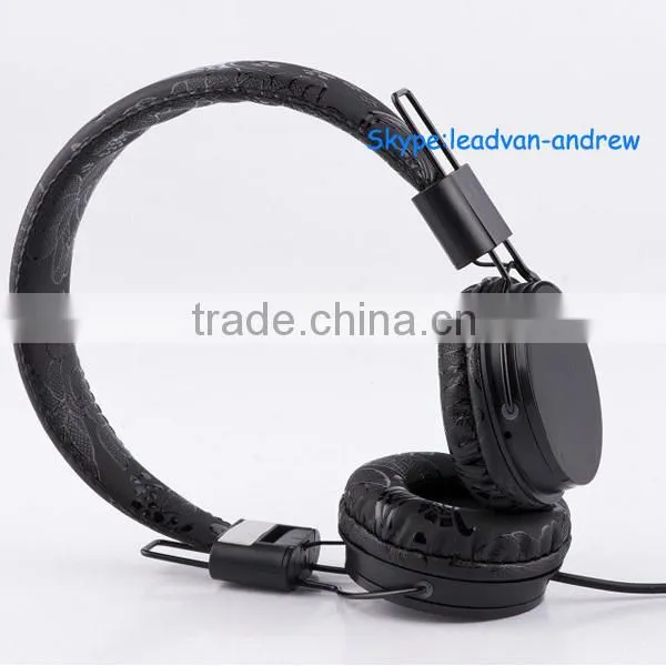 2014 Headset Stylish Super Bass Good Quality Headphone With Built in MIC and Call Function