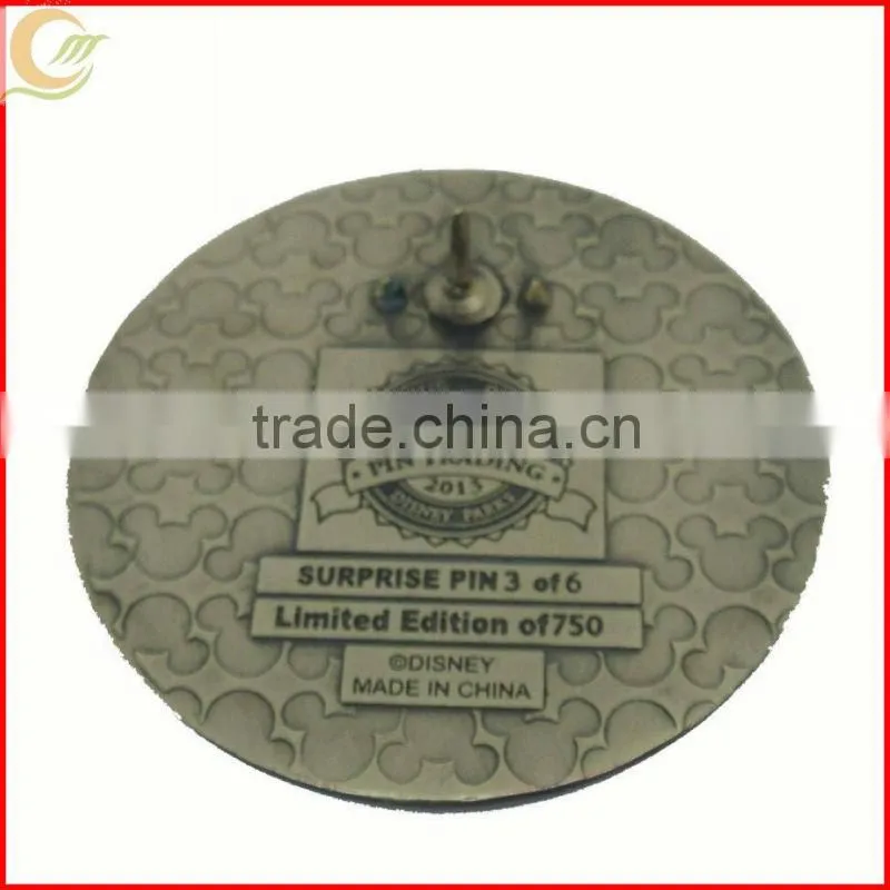 Zinc alloy antique bronze plating 3D custom australia badge with pin