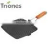Non-stick grill pan with wooden handle