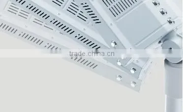 130Lm/W DLC Certificate 100W Solar LED Street Light