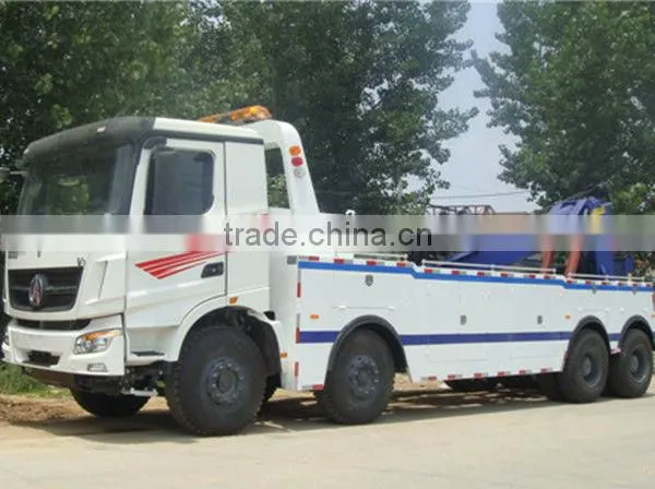 NorthBenz integrated towing and lifting wrecker