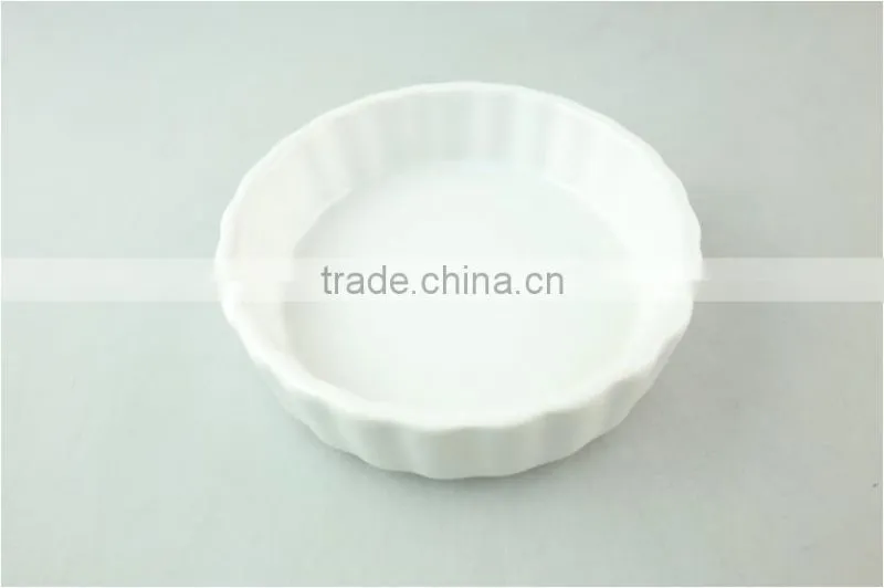 Stocklot Round wave shape white ceramic bakeware