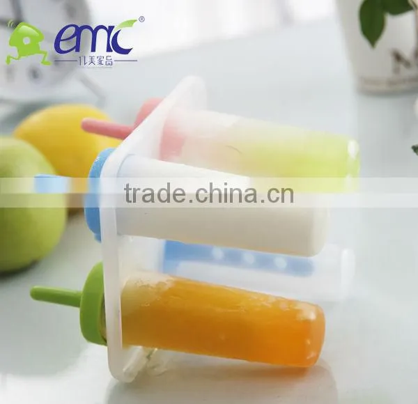 Oval set of 4 plastic ice cream mould with color handle