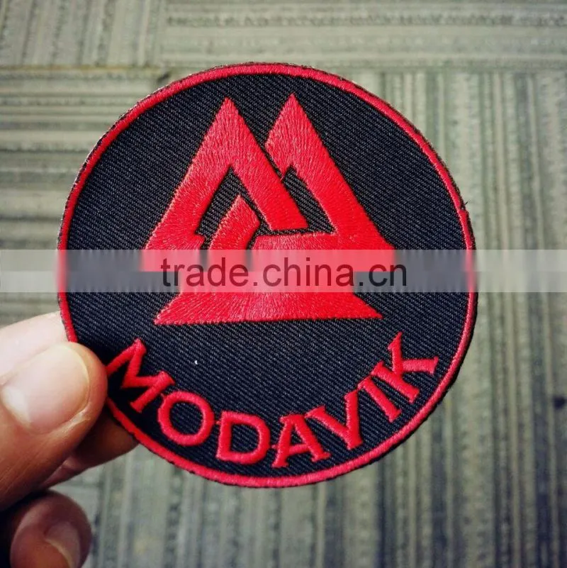 2016 Factory direct wholesale custom high quality embroidery patch