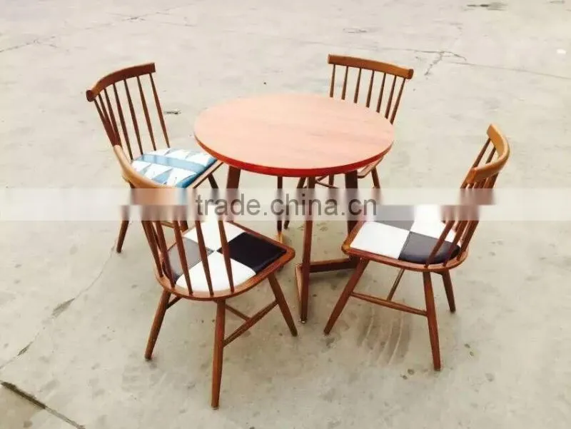 2016 hot selling modern design high quality wood copy metal dining chair