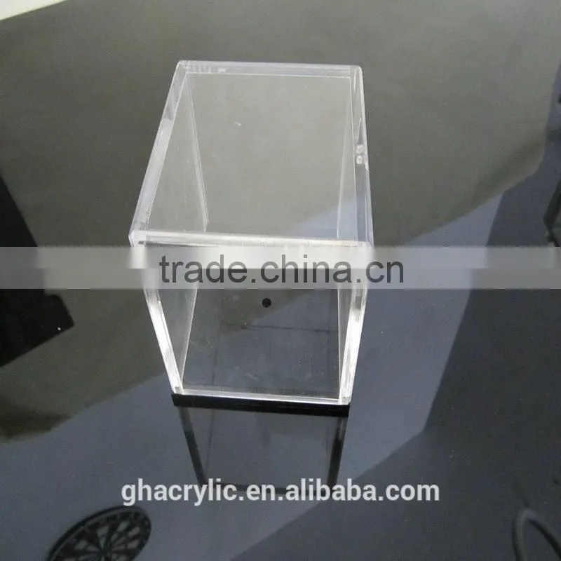 Smooth and high transparent acrylic square box