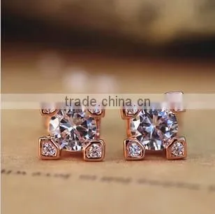 JINSE Eiffel Tower Shaped Stud Earrings