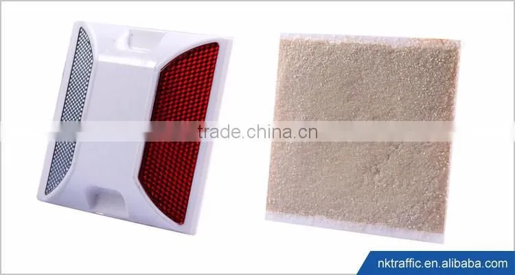 Road safety reflective plastic road stud