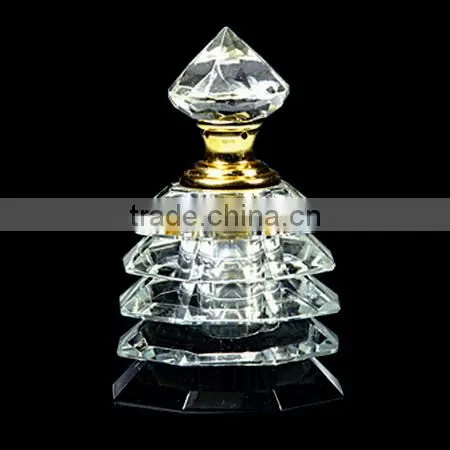 2016 China innotative design Christmas tree shaped crystal perfume bottle