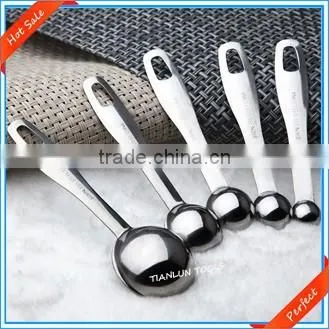 Lemon Fruit Cutting Tongs Fruit slicer,Round Fruit Vegetable Cutter Slicer, Lemon tomato egg circular cutter assistant slicer