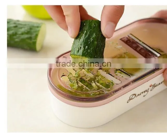CY126 Mini Sharpener Shaped Beauty Mask Cucumber Slicer