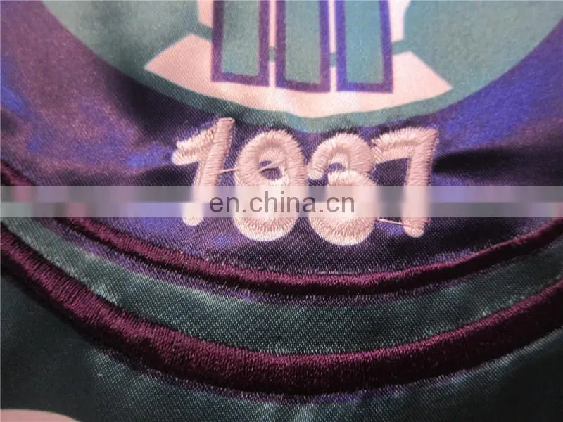 Custom flying football club pennants flag in guangzhou factory