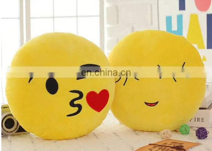 Emoji Kissing Heart Pillow Plush Round Cushion Stuffed Toy Doll for Kids Bed