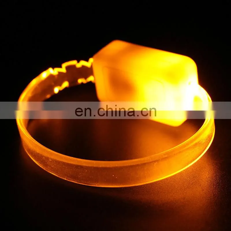 Hot sale custom fabric wristband free custom wristbands custom made wristbands