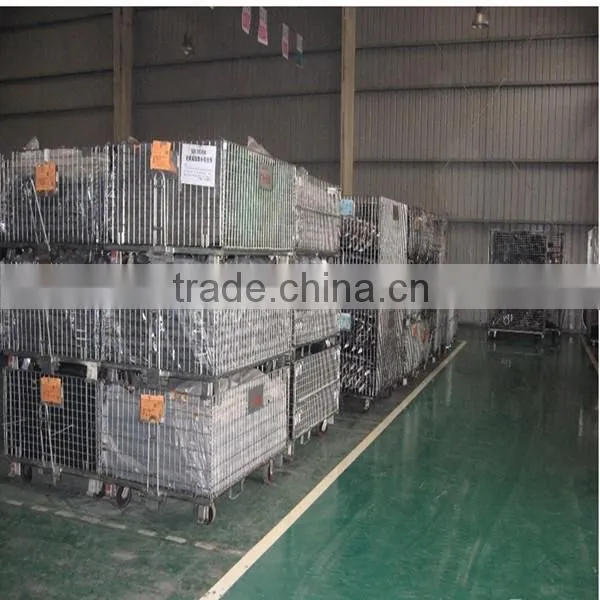 Mesh storage cage with wheels