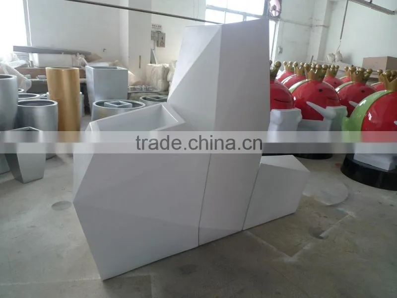 newest shopping mall planters decorations
