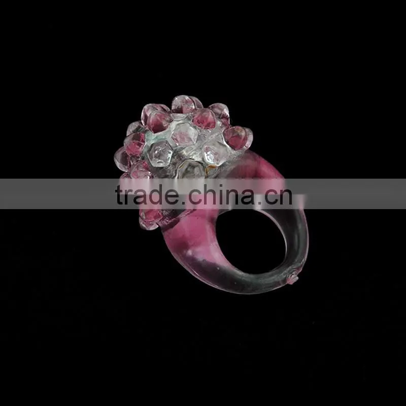 Clear crystal wedding finger ring design