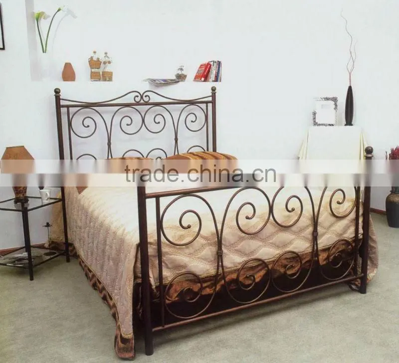 unique metal bed
