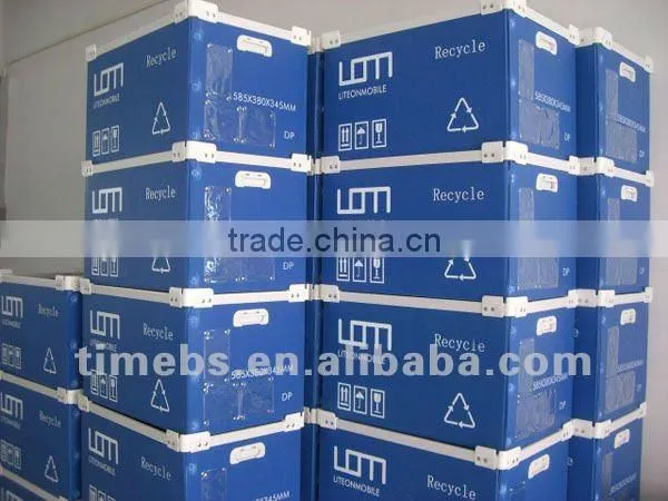 Corrugated plastic stackable boxes