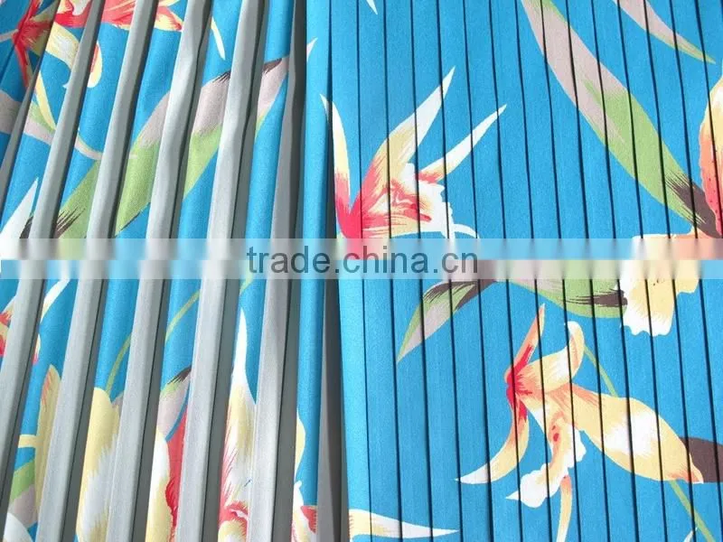 Quality digital print pleated chiffon fabric for 2015 fashion women dress pakistani dresses