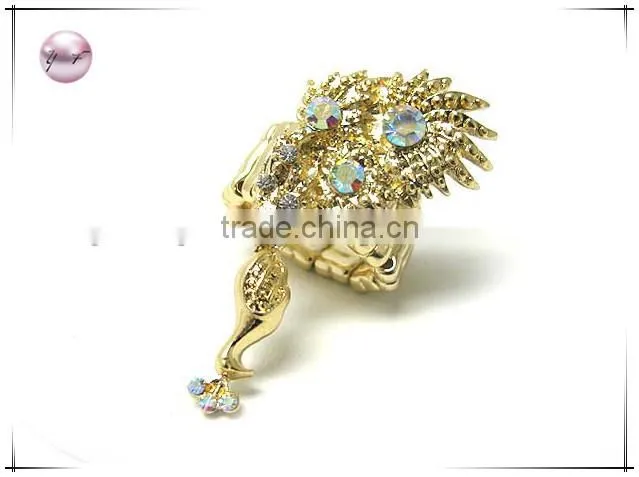 Crystal deco peacock stretch ring
