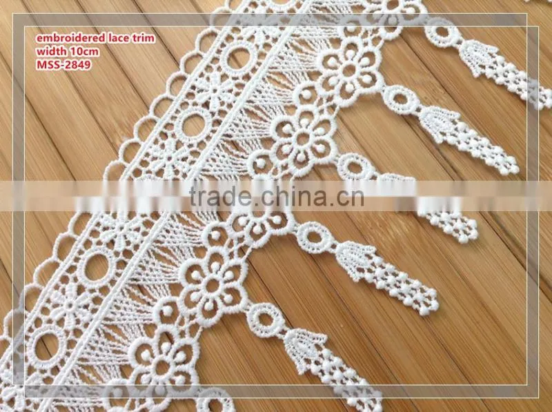 fashion and safe kids shoes lace trimming