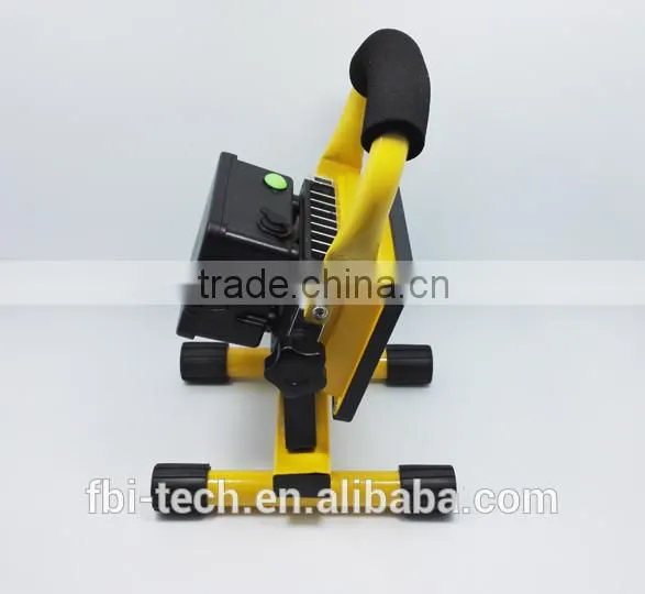 Alibaba china outdoor led flood light rechargeable with lithium battery 18650