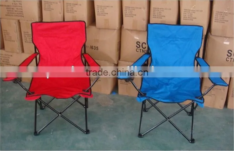 Foldable beach chairs in China