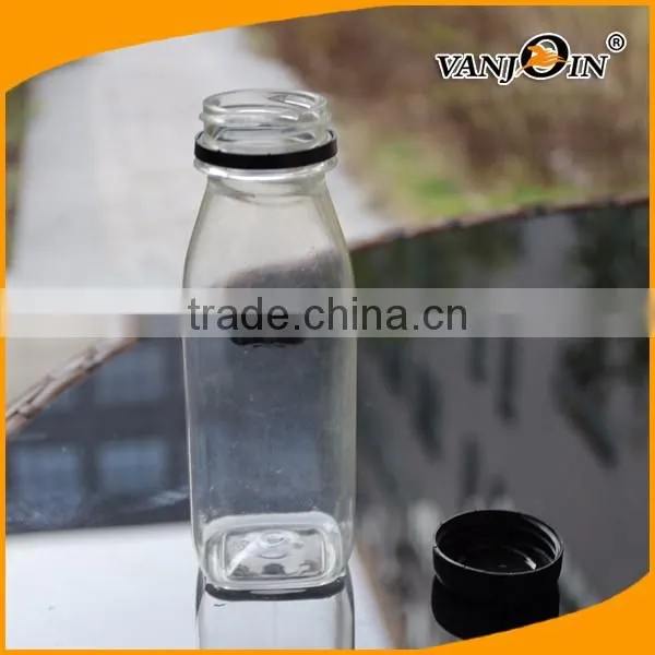 2017 New Curvy Plastic Juice Bottles