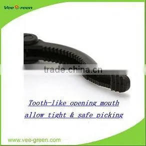 Hand Plastic Reaching Tool
