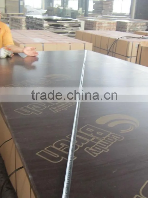 FULL RED HARDWOOD PLYWOOD