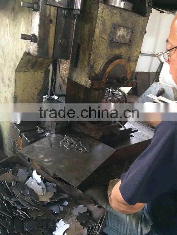 Iron Art Stamped Leaves /Fittings For Artistic Metal Gate/Fence/Stair Railings ,Iron Grills Parts Decorated
