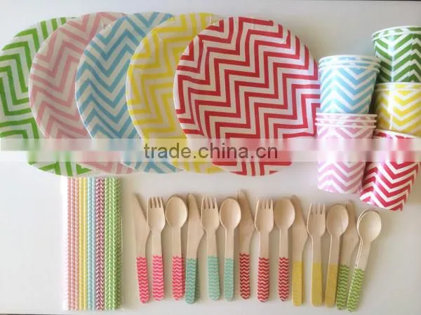 6.5 Inches Red Polka Dot Printed Wooden Spoons Utensils