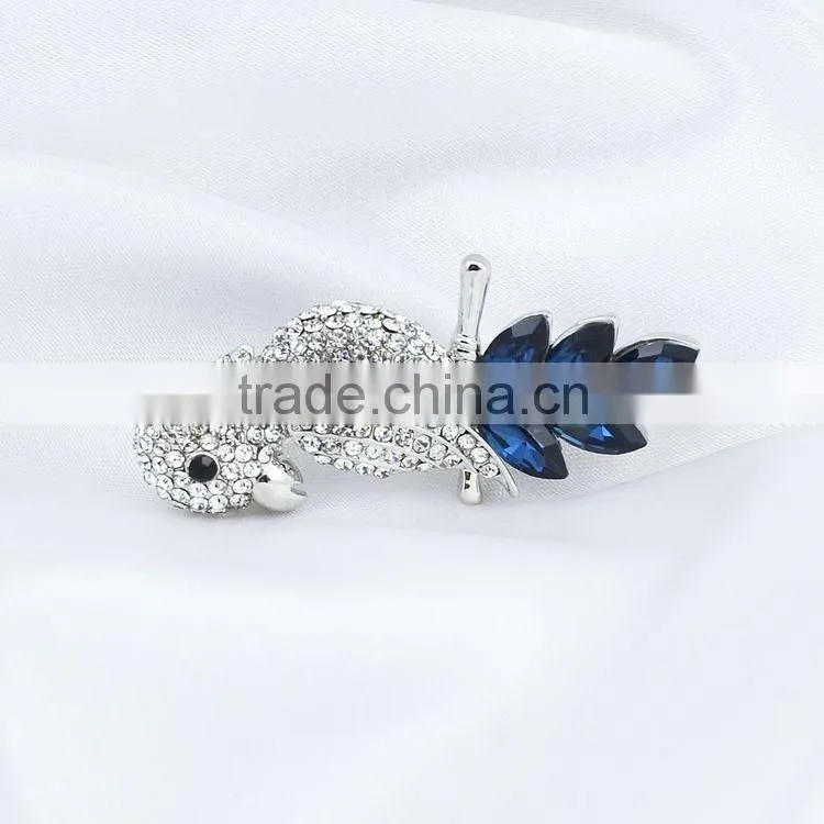 Fashion Bird Shape Parrot Rhinestone Brooch Wedding Invitation