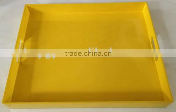 Plastic tray