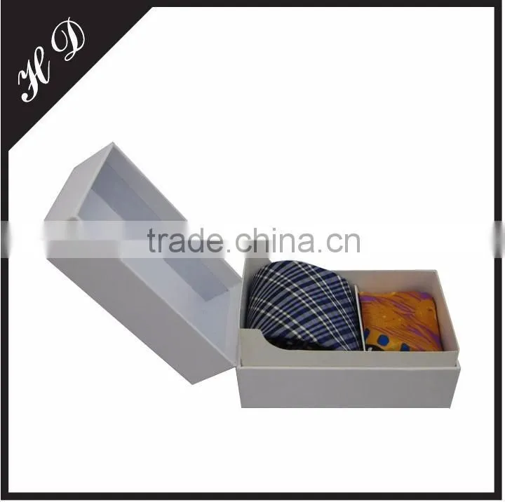 Clamshell Tie And Pocket Square Set Gift Box