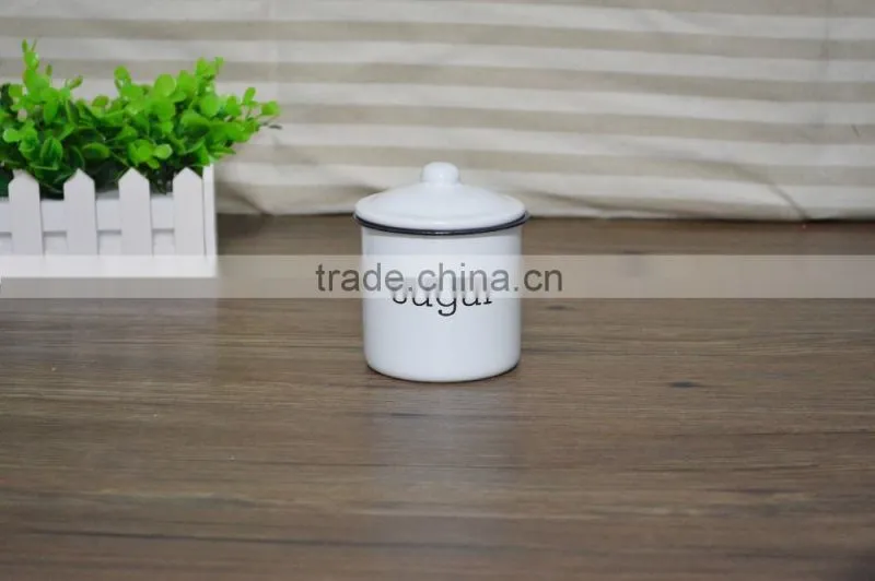 Metal canister set