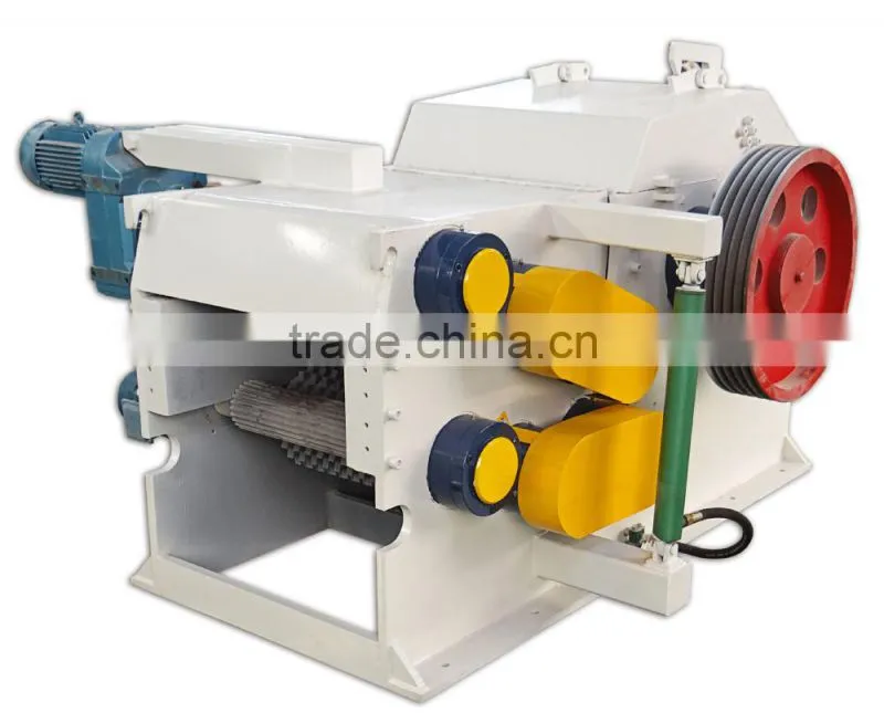 Wide manufacturing range forestry wood chipper