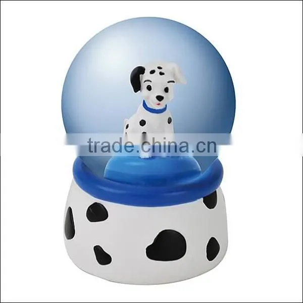 Wholesale Resin Dog Figurine Crafts Snow globe