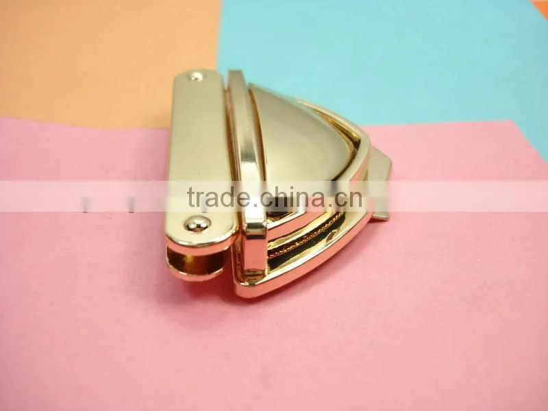 fashion and new metal bag fittings lock q-2610