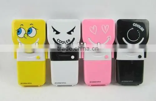 2013 New Mini portable No-leaf air condition Foldable fan USB desktop