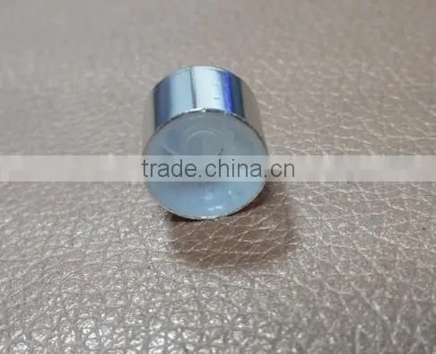 cosmetic assembly equipment