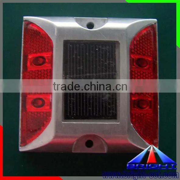 8KN LED Solar Road Stud, LED Traffic Signs 5 Years Warranty, LED Road Stud 10 Hours per night